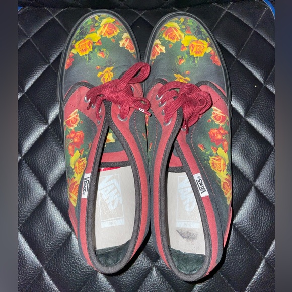 Supreme Vans Jean Paul Gaultier Floral Chukka Pro Cardinal Shoes Size 10 - Picture 6 of 12